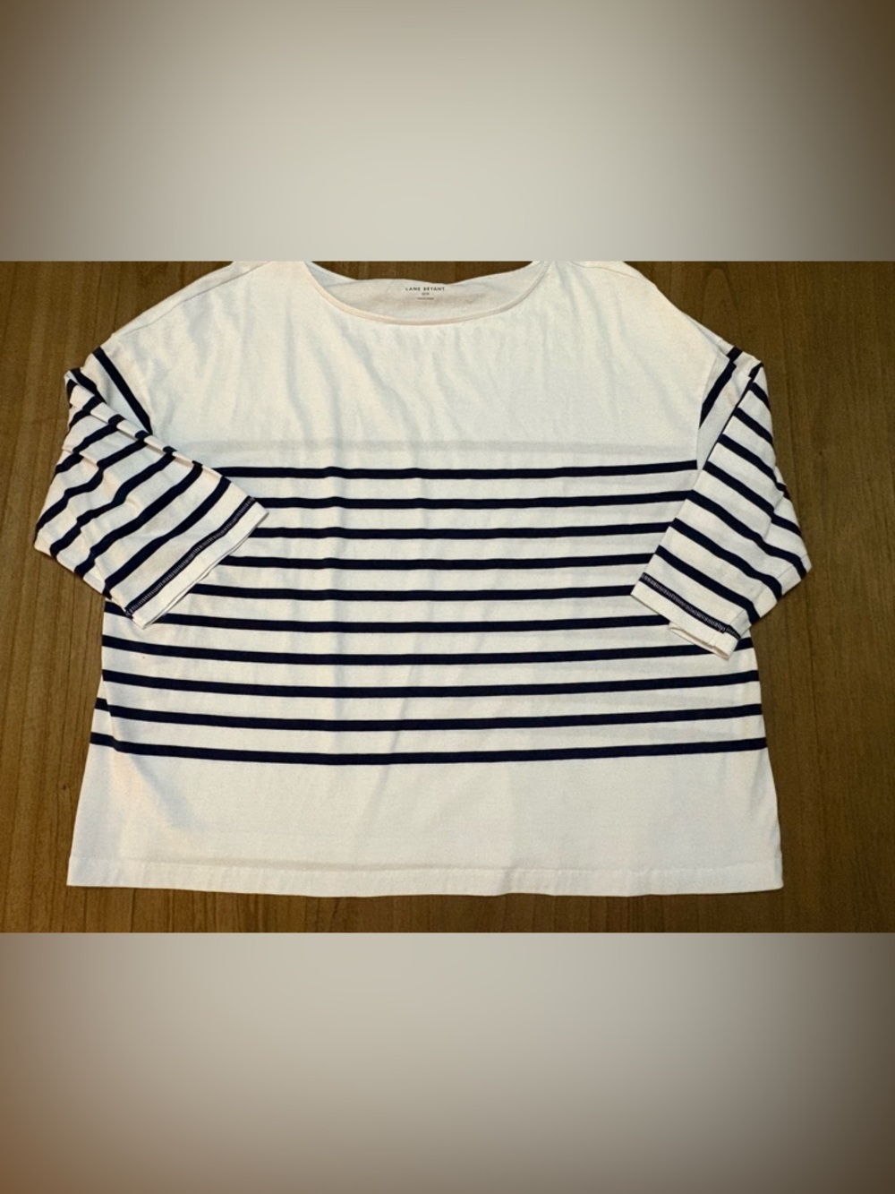 LANE BRYANT 22/24 ✨ plus size Striped Boxy Top - White with Navy Stripes EUC